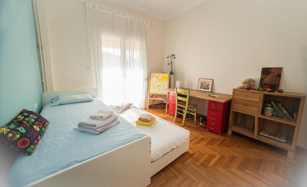 2 Bedroom Apartment At The Historical Center, View To Acropolis Ateny Zewnętrze zdjęcie